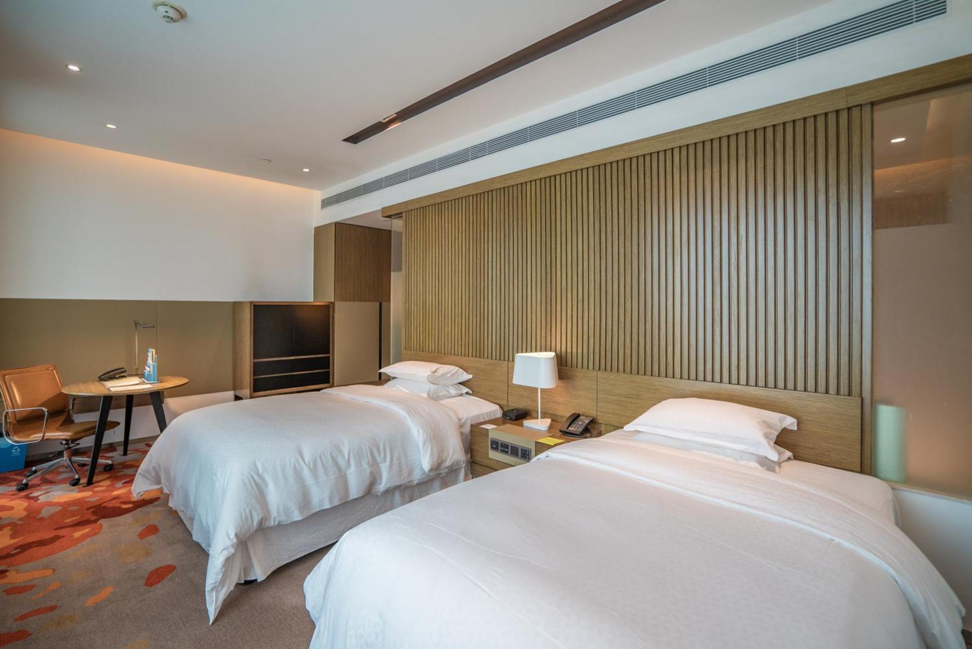 Four Points By Sheraton Changchun Hi-Tech Zone Екстериор снимка